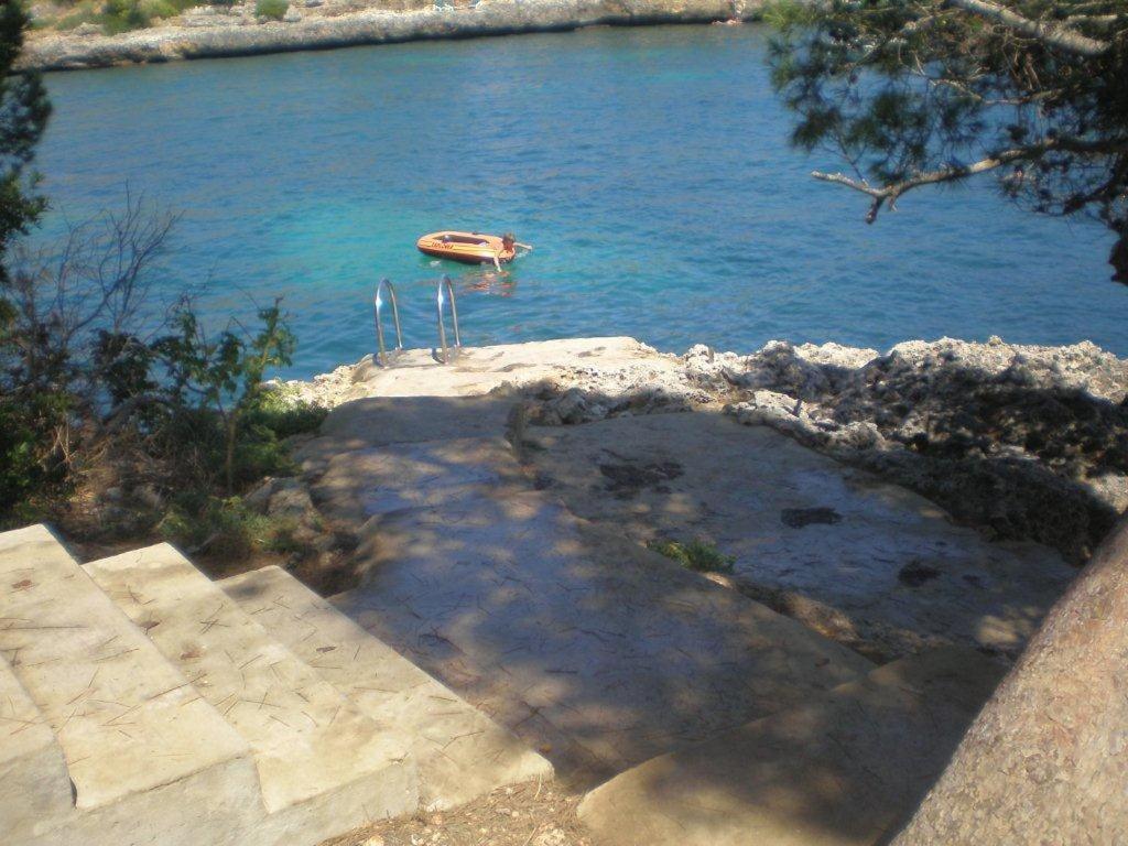 Sea Frontline Apartment 'Ernesto'. Pool. Wifi Santanyí Eksteriør bilde