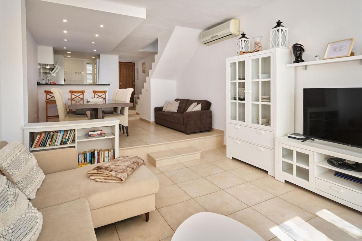 Sea Frontline Apartment 'Ernesto'. Pool. Wifi Santanyí Eksteriør bilde